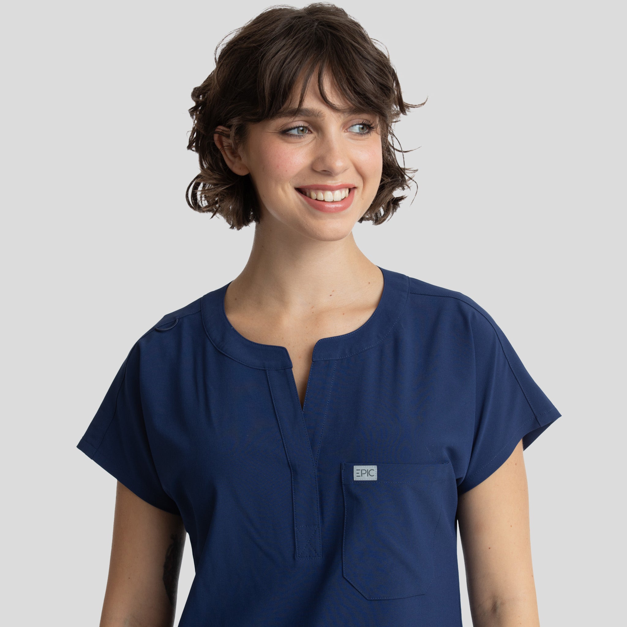 Womenโs Dolman 3 Pocket Top | Navy