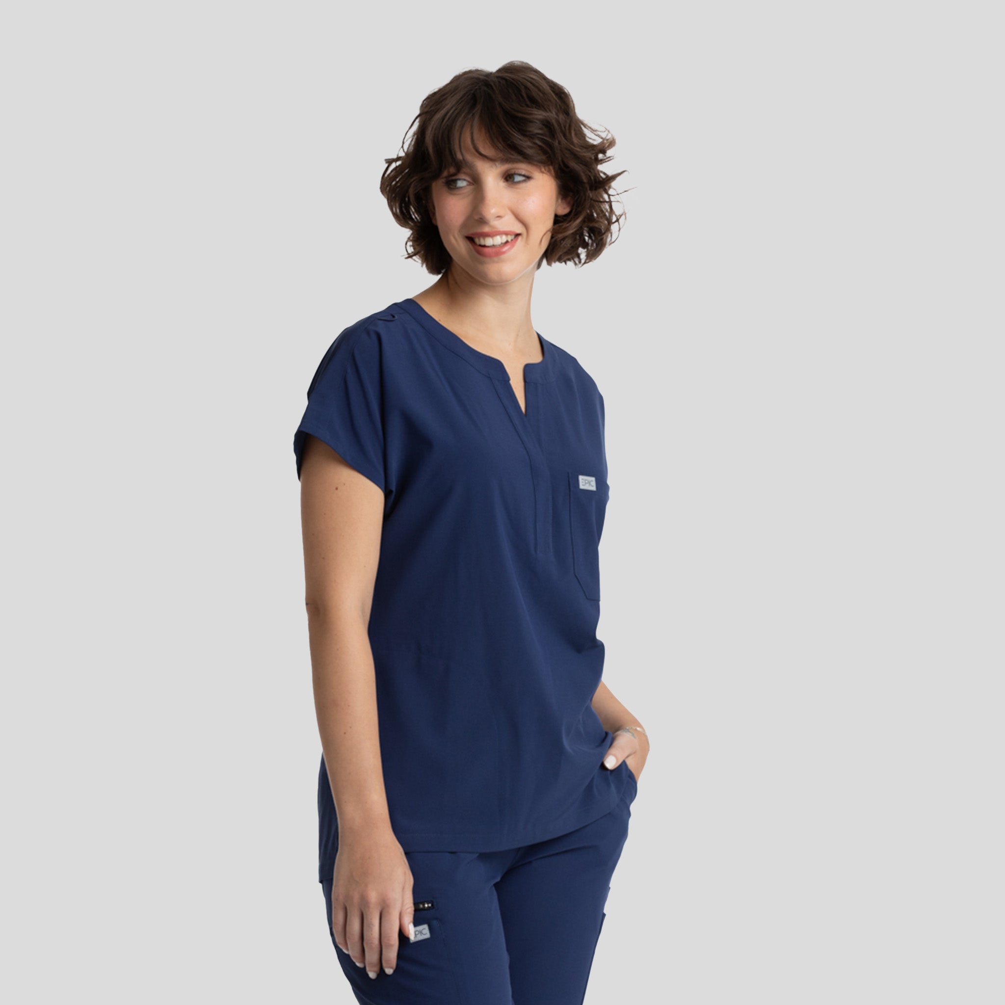 Womenโs Dolman 3 Pocket Top | Navy