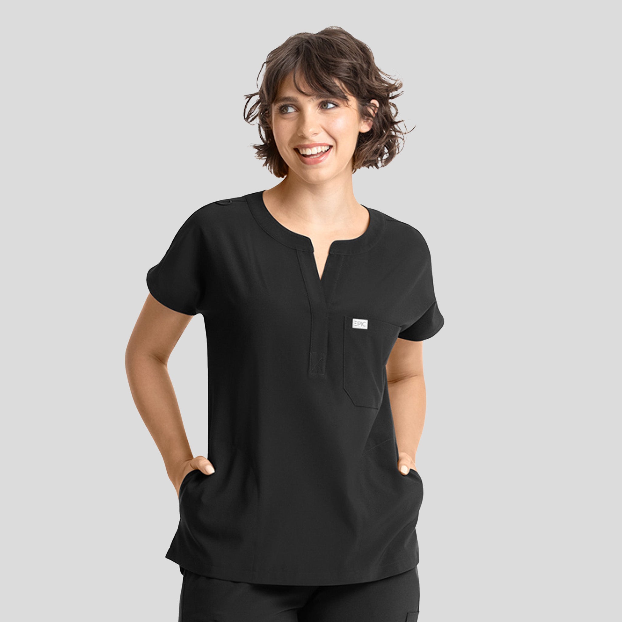 Womenโs Dolman 3 Pocket Top | Black