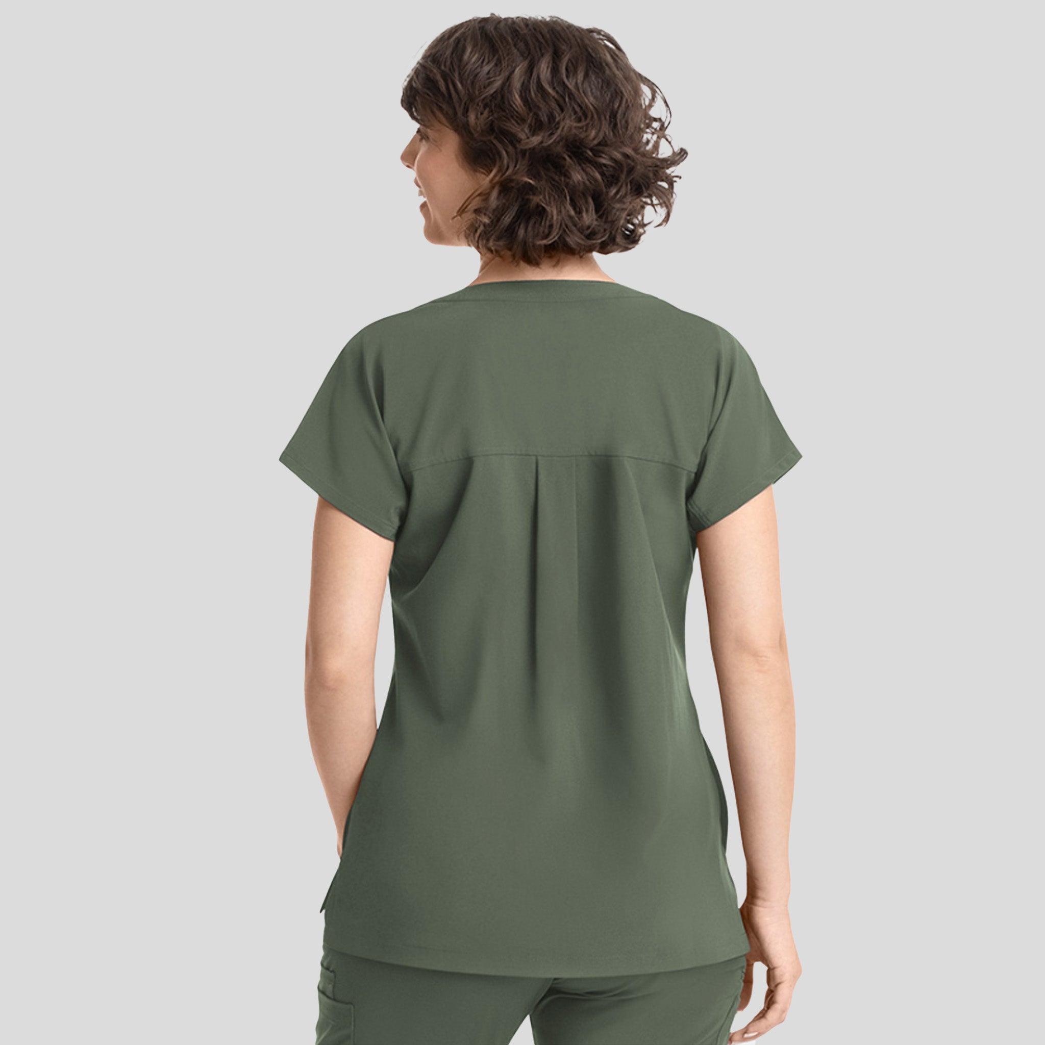 Womenโs Dolman 3 Pocket Top | Olive