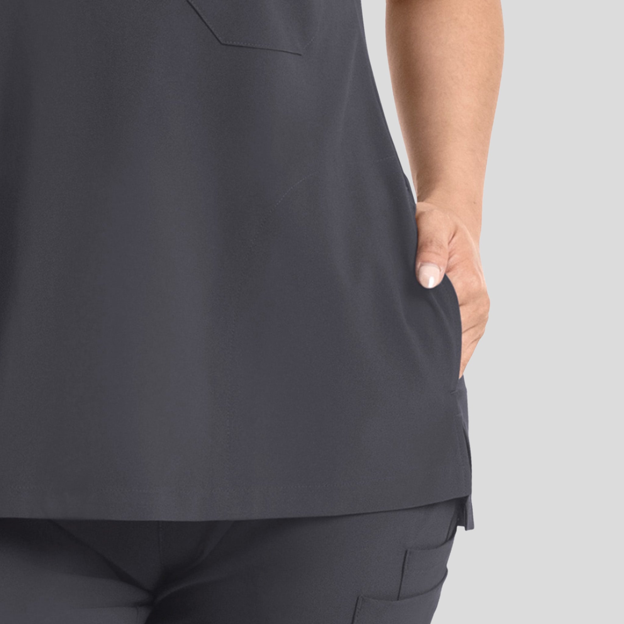 Womenโs Dolman 3 Pocket Top | Pewter