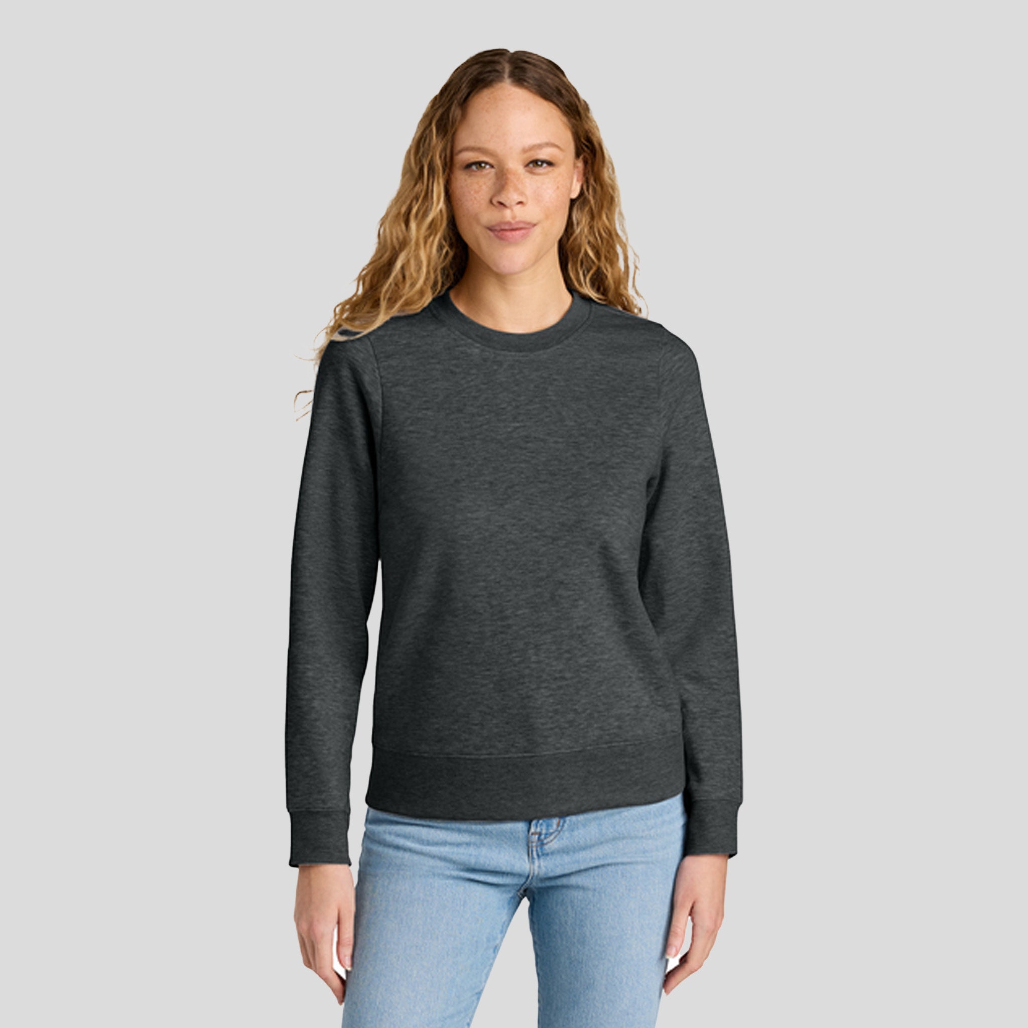 Womenโs V.I.T.โข Fleece Crew | Heathered Charcoal