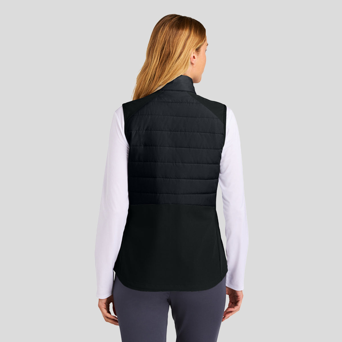 Womenโs Teknical Hybrid Vest | Black